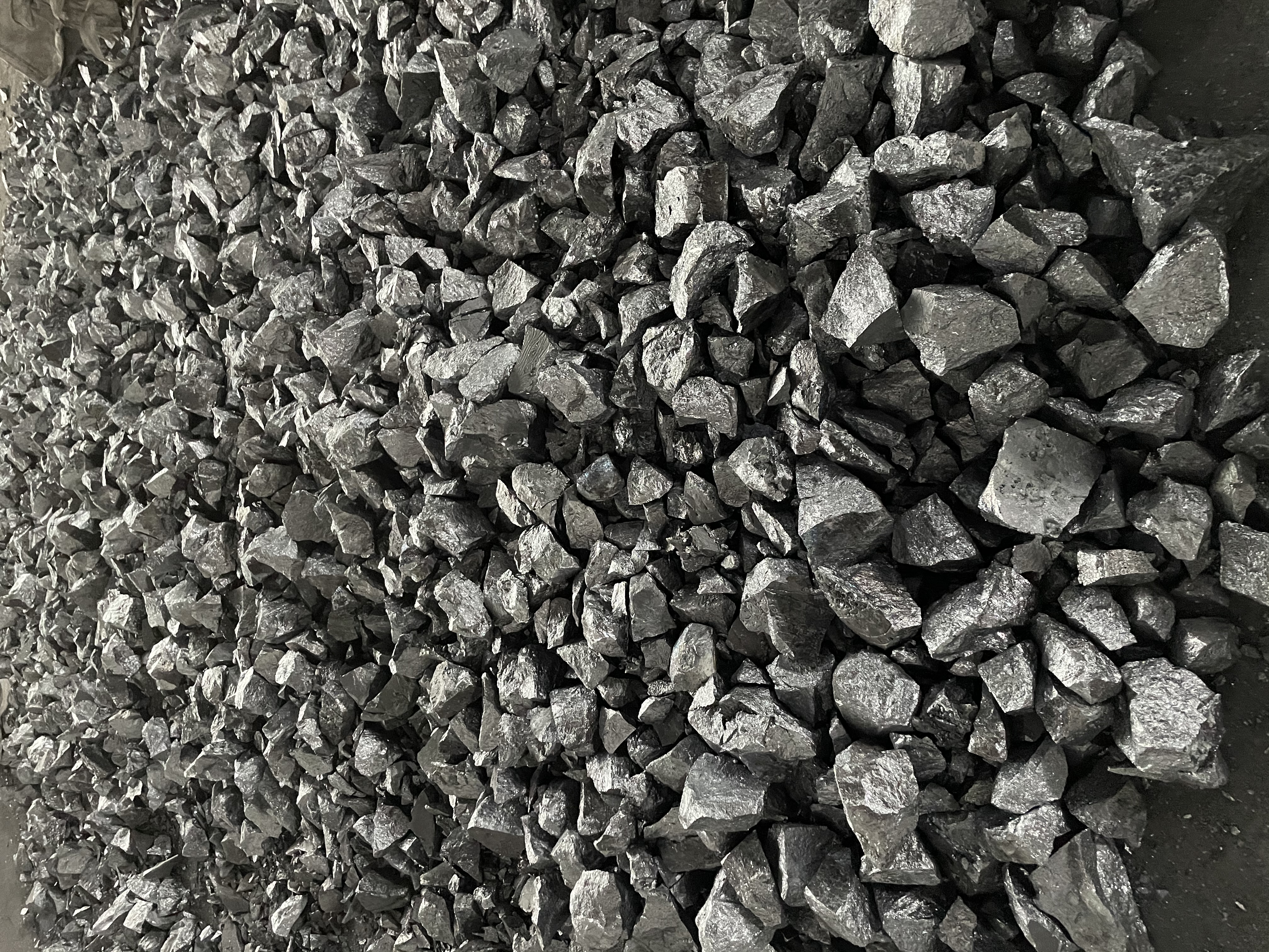 Silicon metal